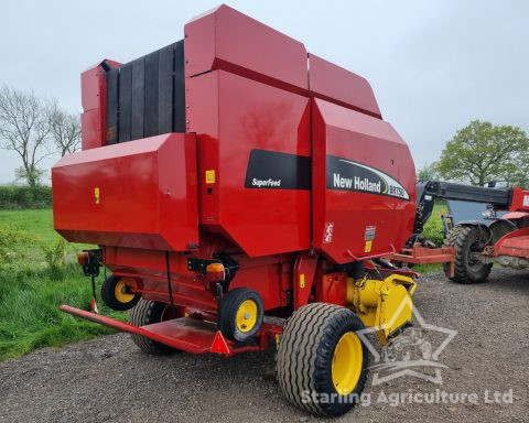 New Holland BR750 Round Baler