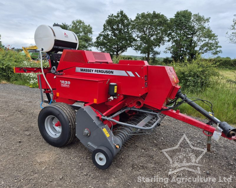 Massey Ferguson 1839 Inline Conventional Baler