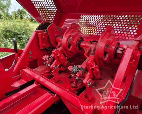 Massey Ferguson 1839 Inline Conventional Baler