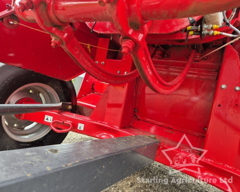 Massey Ferguson 1839 Inline Conventional Baler