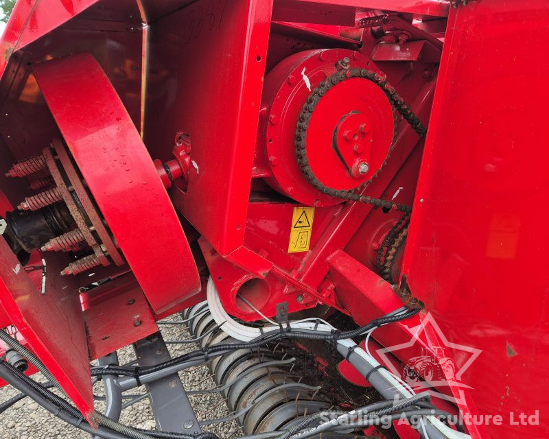 Massey Ferguson 1839 Inline Conventional Baler