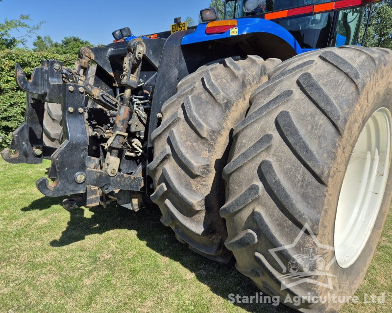 New Holland T9030