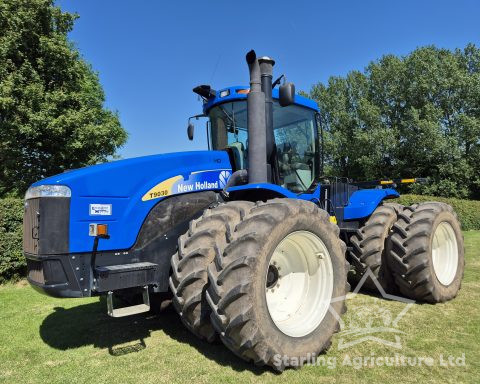 New Holland T9030