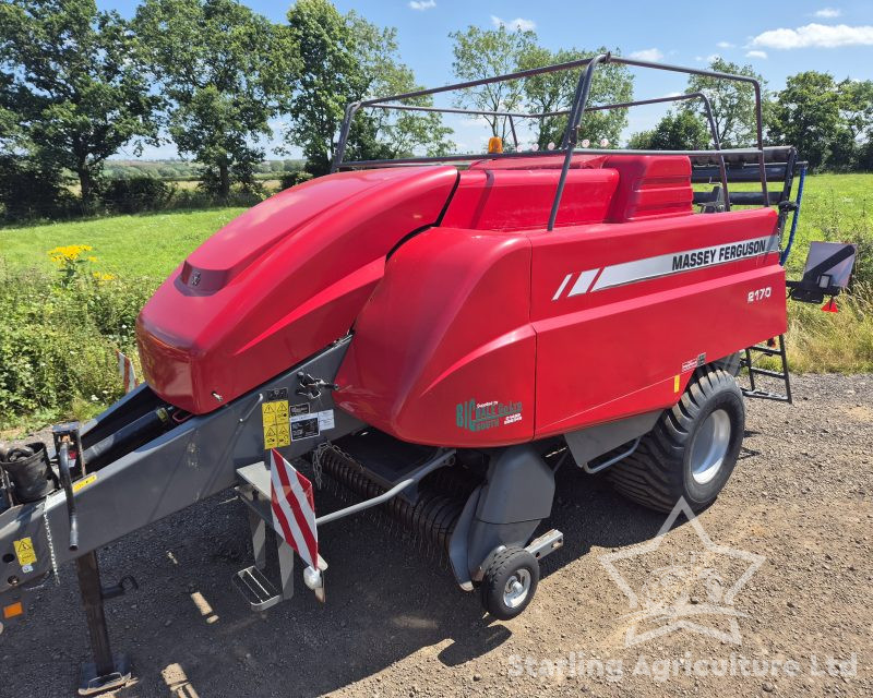 Massey Ferguson 2170 Baler