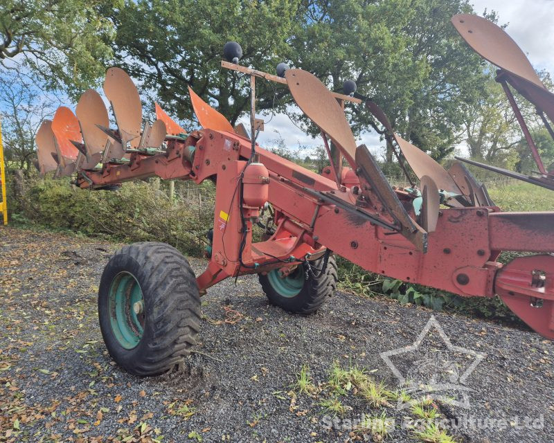 Kverneland RX100 12F Plough