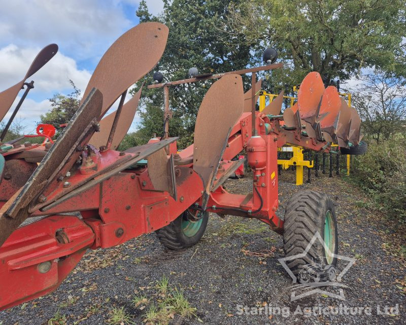 Kverneland RX100 12F Plough