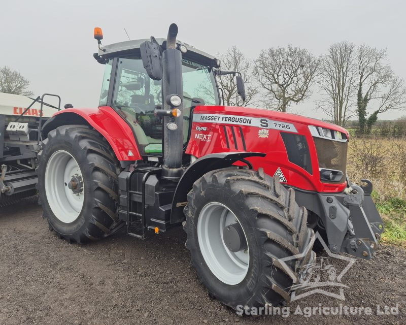 Massey Ferguson 7726S Dyna VT Exclusive