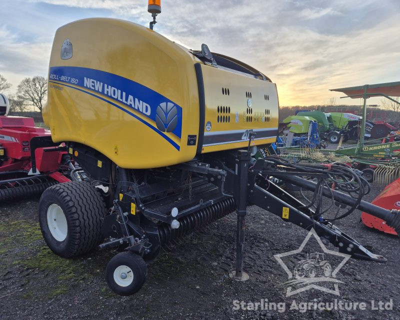 New Holland BR150 Round Baler