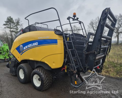 New Holland 1290 Baler