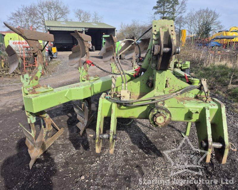 Dowdeswell MA 170 (7+1+1) 9F Plough