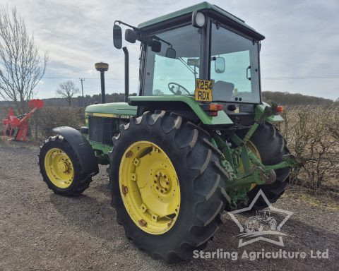 John Deere 3050