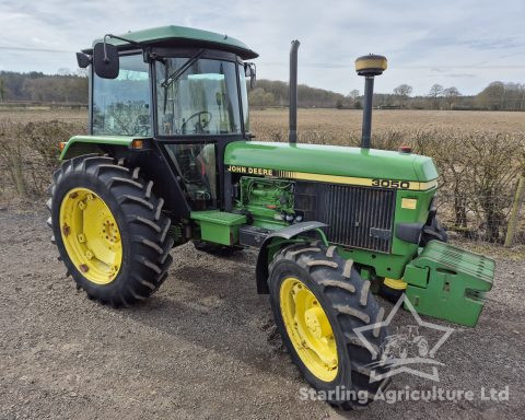 John Deere 3050